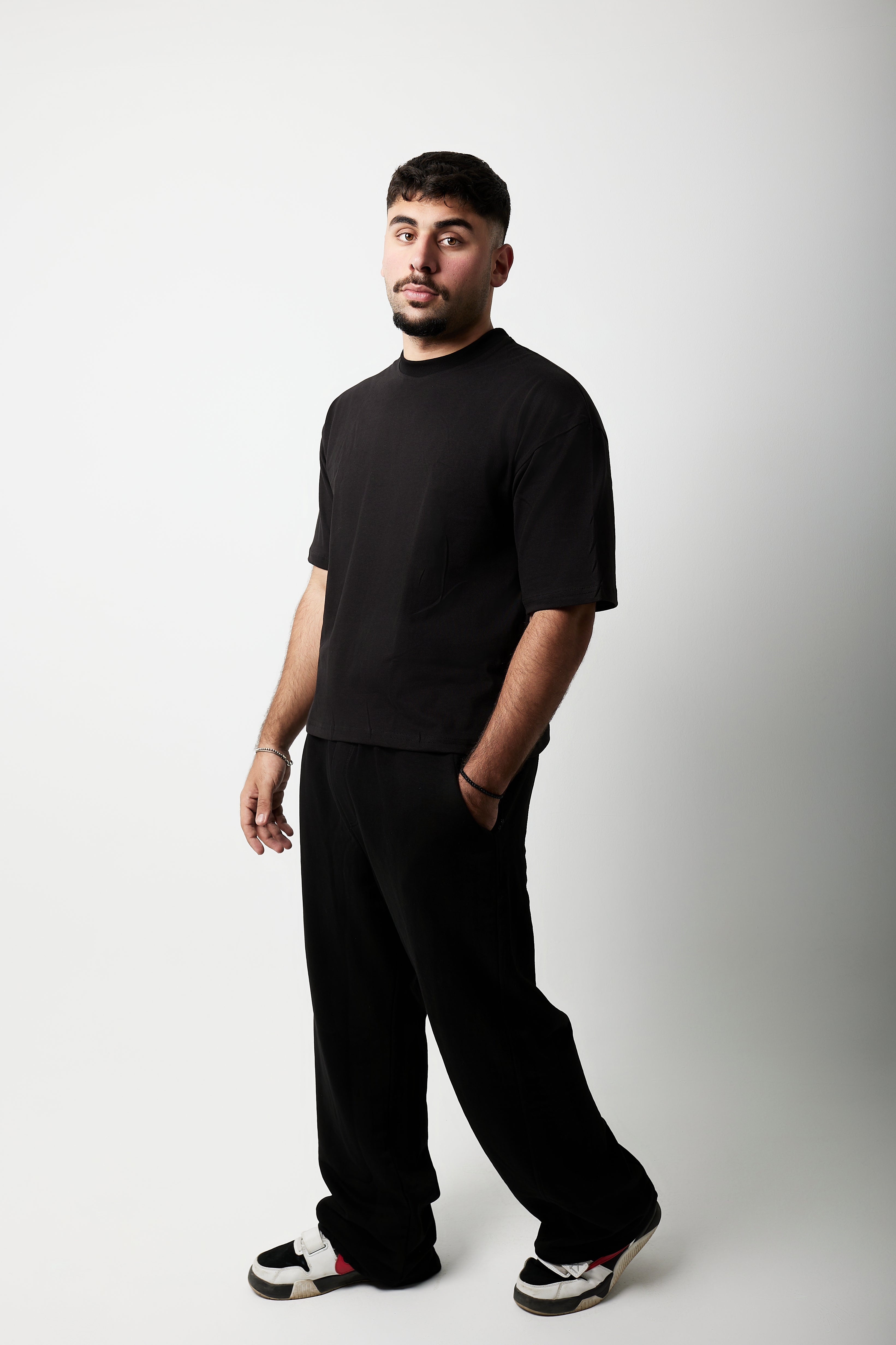 Boxy Short Sleeve T-shirt (Black)