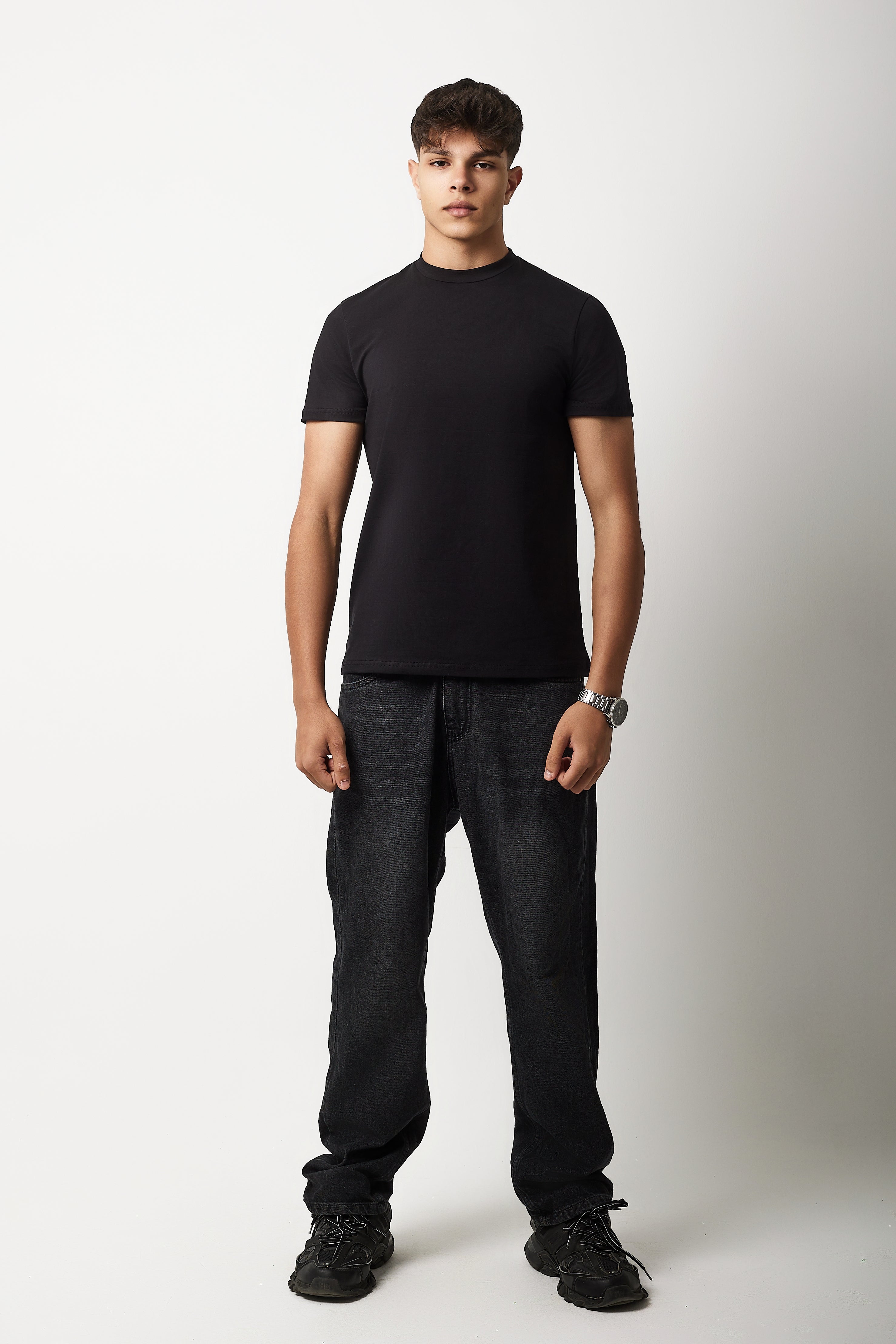 Fitted Short Sleeve T-shirt (Black)