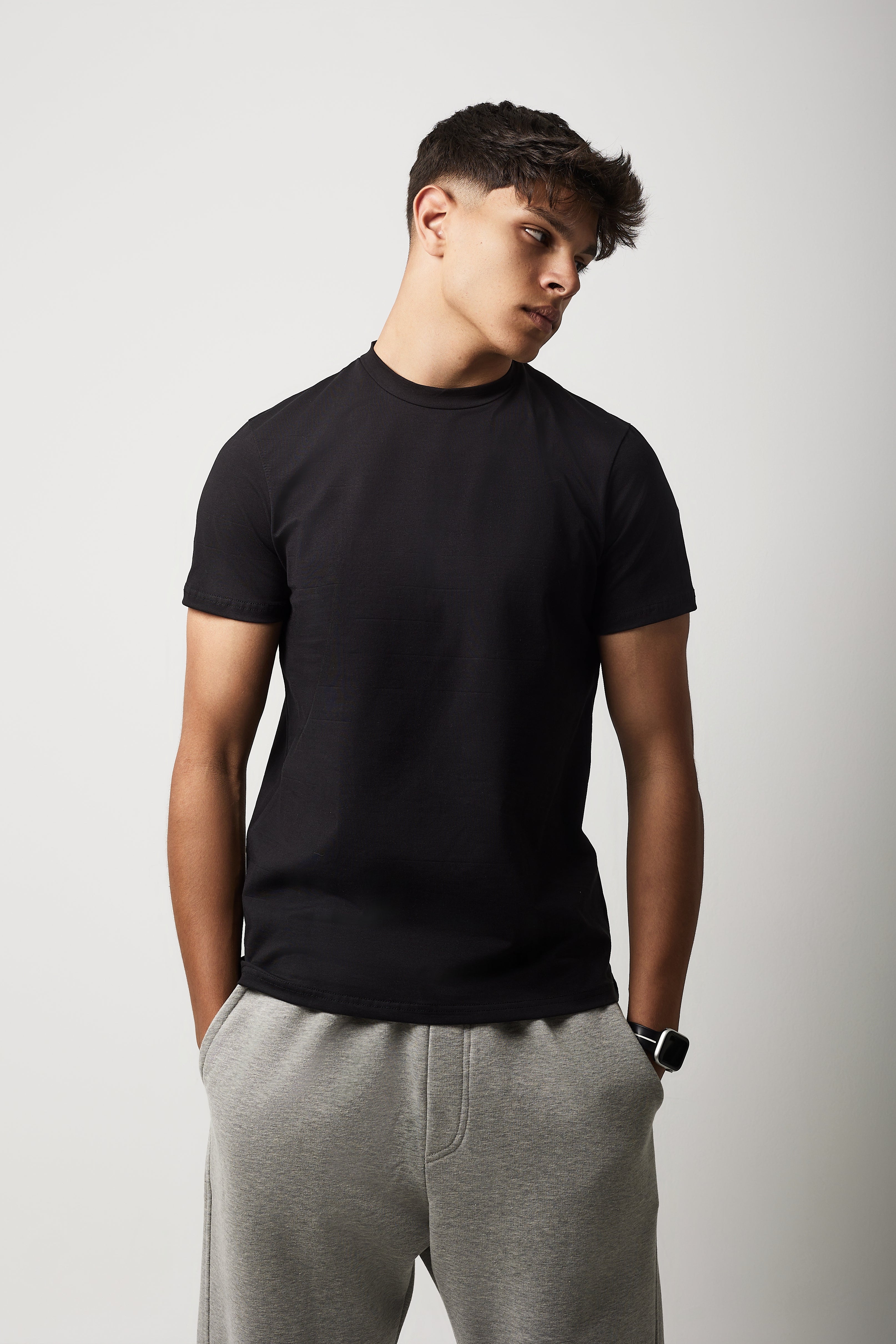 Fitted Short Sleeve T-shirt (Black)